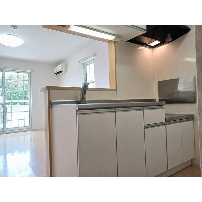 エレガンソーレⅡ 104【管理NO：1-017112602-01040】 ★家具家電は申し込み後に搬入しますの物件写真3