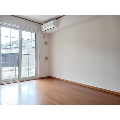 サンリットガ－デンＡ 101【管理NO：1-013633301-01010】 ★家具家電は申し込み後に搬入しますの物件写真2