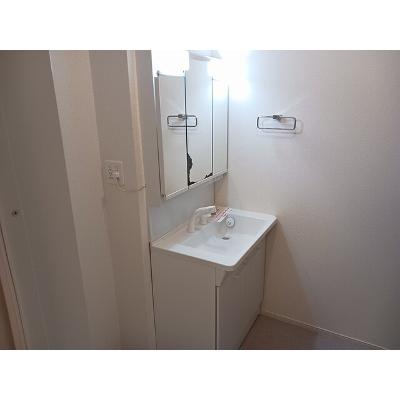 カルム　グラース　Ⅰ 201【管理NO：1-025735701-02010】 ★家具家電は申し込み後に搬入しますの物件写真6