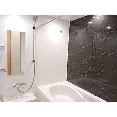 ラ・ヴィータ 203【管理NO：1-024670001-02030】 ★家具家電は申し込み後に搬入します★の物件写真4