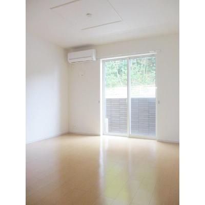 プラシード串木野 102【管理NO：1-020142701-01020】 ★家具家電は申し込み後に搬入します★の物件写真2