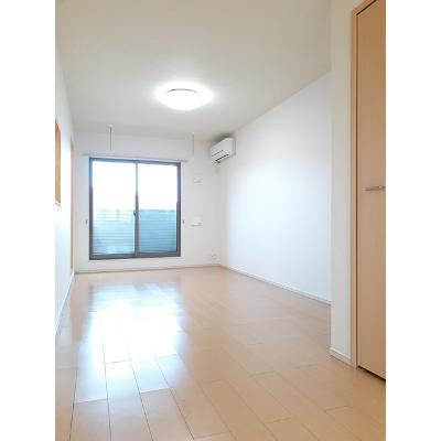 ジャスミン　Ａ 302【管理NO：1-018813001-03020】 ★家具家電は申し込み後に搬入します★ ★2026年08月下旬入居可能★の物件写真2