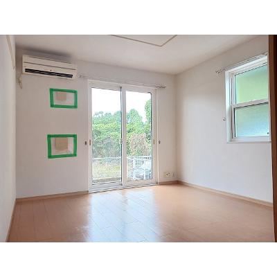 エヴァ－グリ－ン 103【管理NO：1-016176401-01030】 ★家具家電は申し込み後に搬入します★の物件写真2