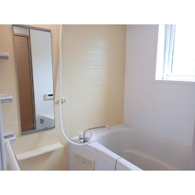 エヴァ－グリ－ン 103【管理NO：1-016176401-01030】 ★家具家電は申し込み後に搬入します★の物件写真4