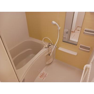 シェ・リュイ 203【管理NO：1-015441401-02030】 ★家具家電は申し込み後に搬入します★の物件写真4