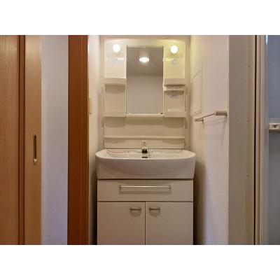 apartment 鹿児島県指宿市十二町２２３８ー１ 

↓地図はこちらから