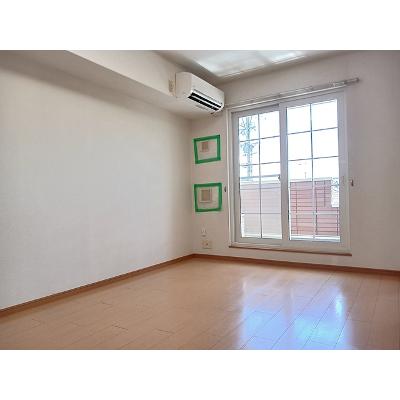 プラシードⅠ 202【管理NO：1-014567201-02020】 ★家具家電は申し込み後に搬入します★の物件写真2