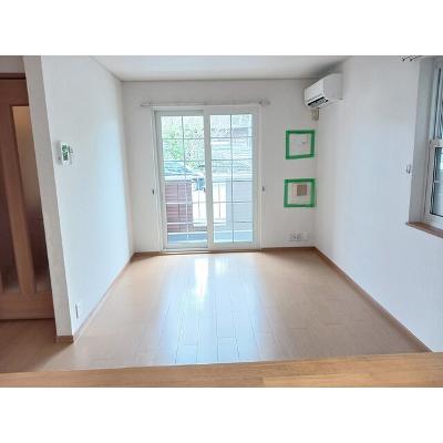 プラシードⅠ 101【管理NO：1-014567201-01010】 ★家具家電は申し込み後に搬入しますの物件写真2