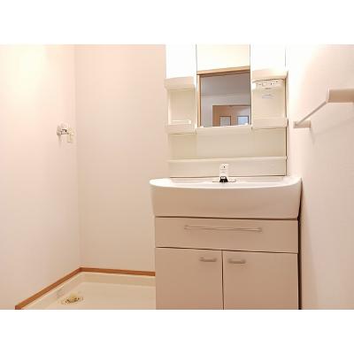 サイドアヴェニュ－ 101【管理NO：1-013901401-01010】 ★家具家電は申し込み後に搬入しますの物件写真6