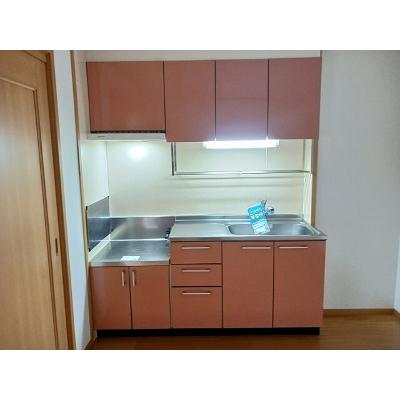 コリ－ヌ華Ⅱ 101【管理NO：1-012976702-01010】 ★家具家電は申し込み後に搬入します★の物件写真3