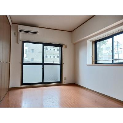リバ－ハイツ石塚 105【管理NO：1-012339701-01050】 ★家具家電は申し込み後に搬入しますの物件写真2