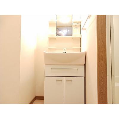 リバ－ハイツ石塚 105【管理NO：1-012339701-01050】 ★家具家電は申し込み後に搬入しますの物件写真6