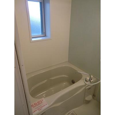 ローズヒルⅡ 201【管理NO：1-017441102-02010】 ★家具家電は申し込み後に搬入します★の物件写真4