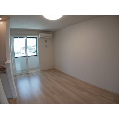 かのやⅣ 103【管理NO：1-027984402-01030】 ★家具家電は申し込み後に搬入しますの物件写真2