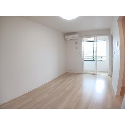 かのやⅢ 204【管理NO：1-027984401-02040】 ★家具家電は申し込み後に搬入しますの物件写真2