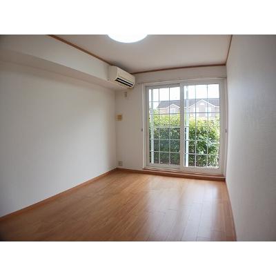 レイベルポート松元Ｂ棟 102【管理NO：1-012307302-01020】 ★家具家電は申し込み後に搬入しますの物件写真2
