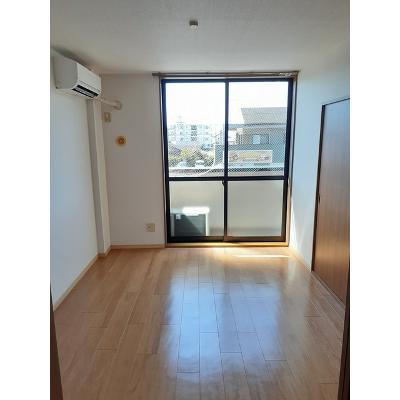 ジュラン清水 202【管理NO：1-007745101-02020】 ★家具家電は申し込み後に搬入します★の物件写真2