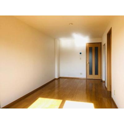 アルコバレーノ 303【管理NO：1-011801201-03030】 ★家具家電は申し込み後に搬入しますの物件写真2