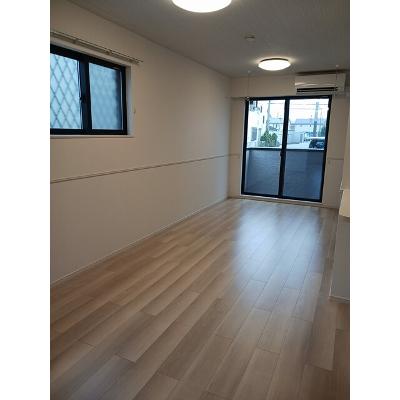 グランドソレイユⅡ 102【管理NO：1-028001402-01020】 ★家具家電は申し込み後に搬入します★の物件写真2