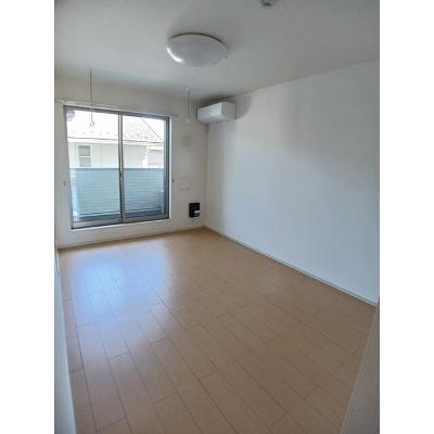 グランベルメゾン 205【管理NO：1-018569701-02050】 ★家具家電は申し込み後に搬入しますの物件写真2