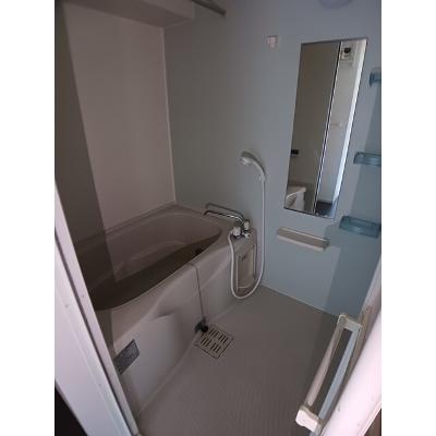 グランベルメゾン 205【管理NO：1-018569701-02050】 ★家具家電は申し込み後に搬入しますの物件写真4