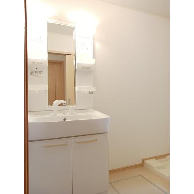 セピアコート 201【管理NO：1-015729401-02010】 ★家具家電は申し込み後に搬入しますの物件写真6