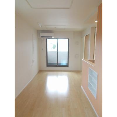 クラール　Ⅵ 206【管理NO：1-021965402-02050】 ★家具家電は申し込み後に搬入しますの物件写真2
