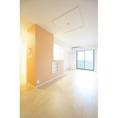 クラール　Ⅵ 102【管理NO：1-021965402-01020】 ★家具家電は申し込み後に搬入します 2026年08月下旬入居可能の物件写真2