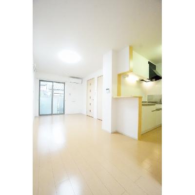 プレインヒル 102【管理NO：1-020609901-01020】 ★家具家電は申し込み後に搬入します★の物件写真2