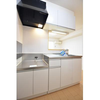 パークサンリット 201【管理NO：1-017694201-02010】 ★家具家電は申し込み後に搬入しますの物件写真3