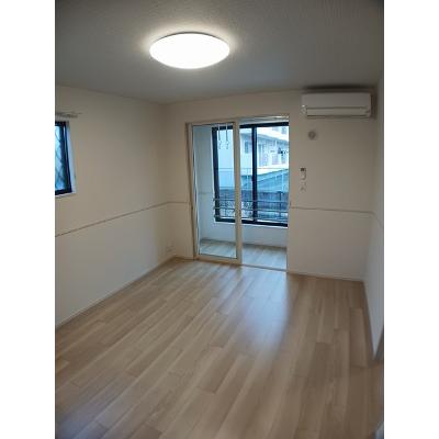 クレイン 101【管理NO：1-027621801-01010】の物件写真2