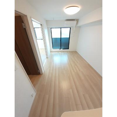 グーラテース弐番館 205【管理NO：1-027211802-02040】 ★家具家電は申し込み後に搬入しますの物件写真2