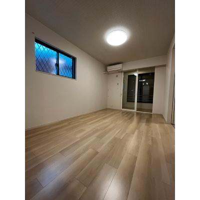 リレア１ 101【管理NO：1-026409201-01010】 ★家具家電は申し込み後に搬入しますの物件写真2