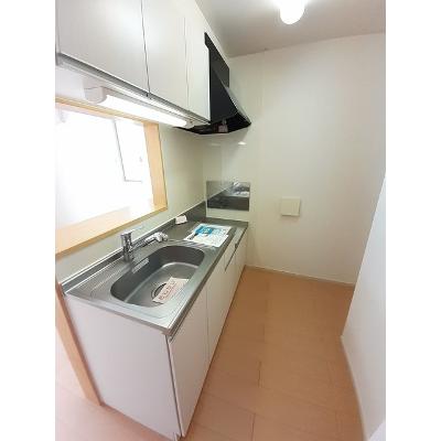 アテスウェイ 202【管理NO：1-017116101-02020】 ★家具家電は申し込み後に搬入しますの物件写真3