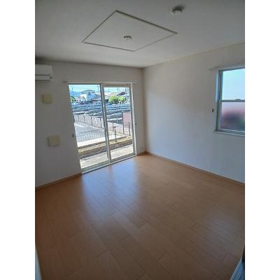 アドニードⅢ 101【管理NO：1-015974101-01010】 ★家具家電は申し込み後に搬入します★ ★2026年11月中旬入居可能★の物件写真2