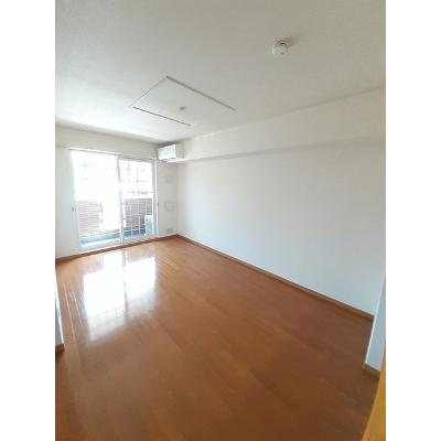 マ・シャンブル 103【管理NO：1-013974502-01030】 ★家具家電は申し込み後に搬入しますの物件写真2