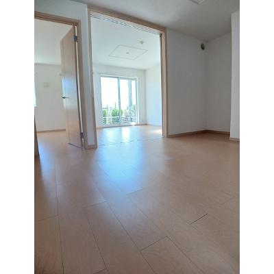 ＮＭＯＮ　Ｆ 102【管理NO：1-099241201-01020】 ★家具家電は申し込み後に搬入しますの物件写真2