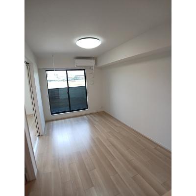 デ・リス・フレグランス　Ⅱ 205【管理NO：1-027979002-02040】 ★家具家電は申し込み後に搬入しますの物件写真2