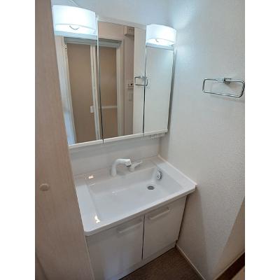 デ・リス・フレグランス　Ⅰ 205【管理NO：1-027979001-02040】 ★家具家電は申し込み後に搬入しますの物件写真6