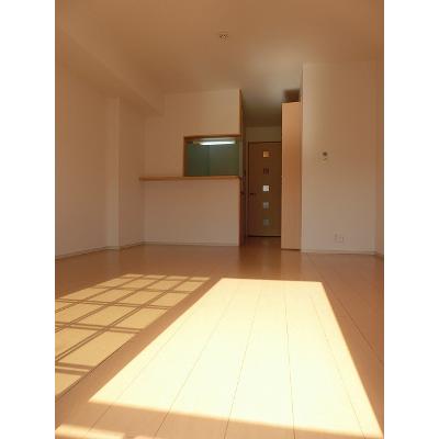 シャルマン・シャトーⅠ 105【管理NO：1-018017901-01040】 ★家具家電は申し込み後に搬入しますの物件写真2