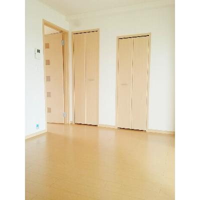 アウローラ　Ⅰ 103【管理NO：1-016037201-01030】 ★家具家電は申し込み後に搬入しますの物件写真2