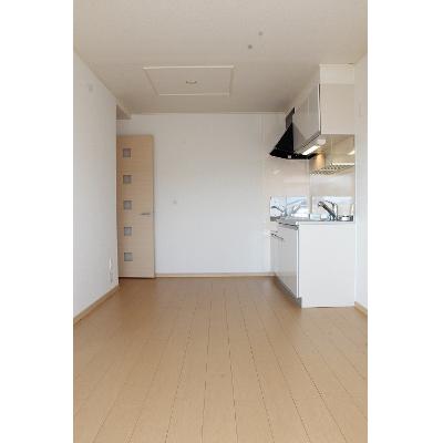 カーサ　ひわの木　Ⅰ 205【管理NO：1-015847501-02040】 ★家具家電は申し込み後に搬入しますの物件写真2