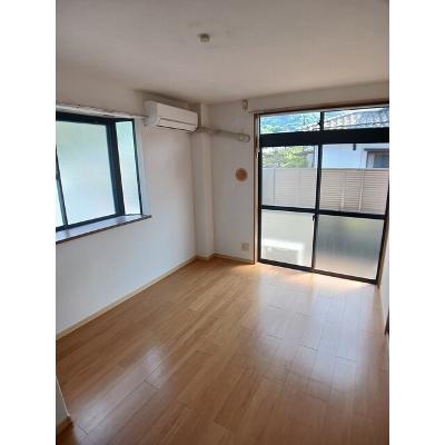 プライムハイツ 101【管理NO：1-007432401-01010】 ★家具家電は申し込み後に搬入しますの物件写真2