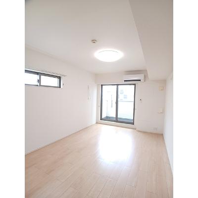 風のフォレスト 301【管理NO：1-021327301-03010】 ★家具家電は申し込み後に搬入しますの物件写真2