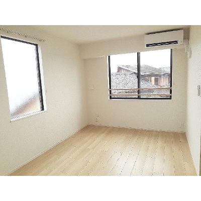 ラナンキュラスⅡ 301【管理NO：1-026294601-03010】 ★家具家電は申し込み後に搬入します★の物件写真2