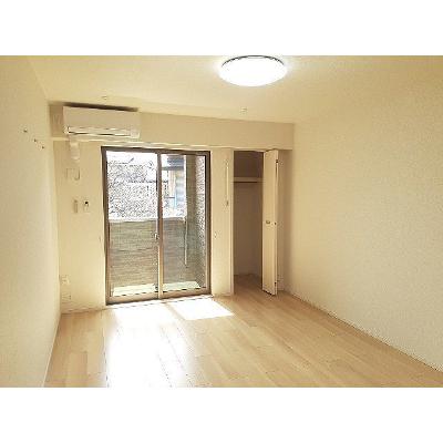 ハイグレイス 101【管理NO：1-025761201-01010】 ★家具家電は申し込み後に搬入しますの物件写真2