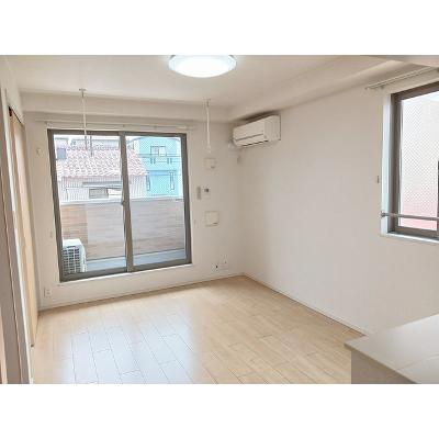 サニー和泉 202【管理NO：1-023126201-02020】 ★家具家電は申し込み後に搬入しますの物件写真2
