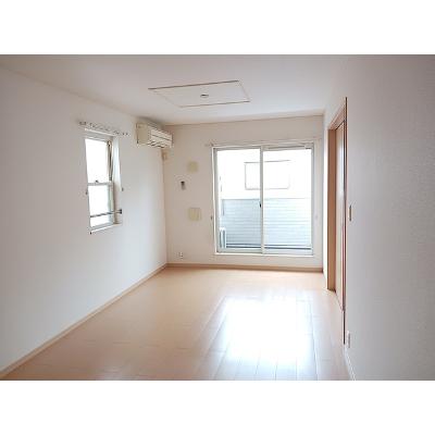 サンライズ（ＳｕｎＲｉｓｅ） 201【管理NO：1-016284401-02010】 ★家具家電は申し込み後に搬入します★の物件写真2