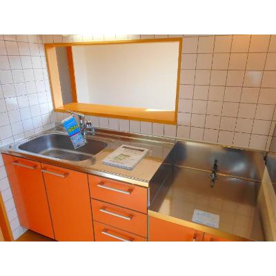 サンシャイン花の木 201【管理NO：1-012537201-02010】 ★家具家電は申し込み後に搬入します★の物件写真3