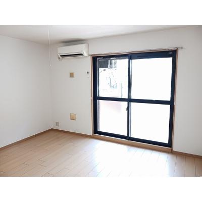 シェーネ幸 101【管理NO：1-012252201-01010】 ★家具家電は申し込み後に搬入します★の物件写真2